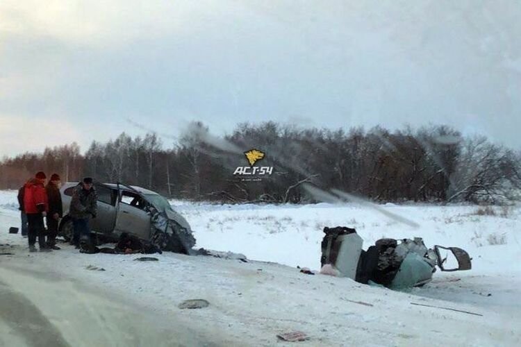 Авария дня. Шесть человек погибли в ДТП под Новосибирском