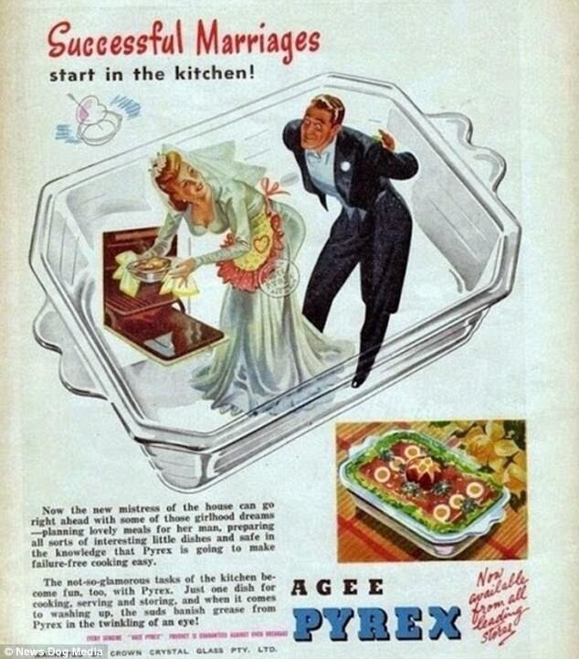 Плакат 40-х годов прошлого века с рекламой блюда для запекания: "счастливый брак начинается на кухне"