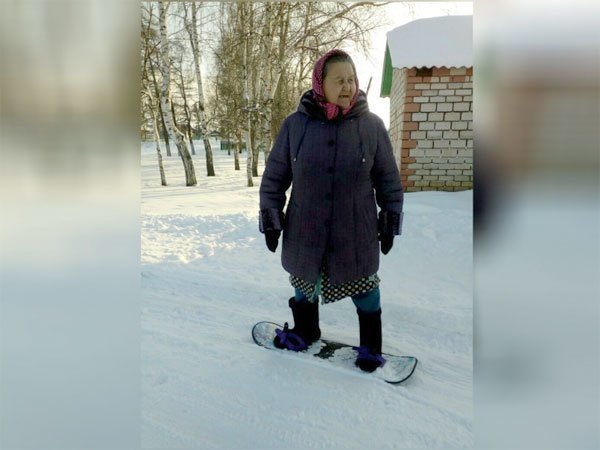 Бабушка шести внуков из Башкирии освоила сноуборд