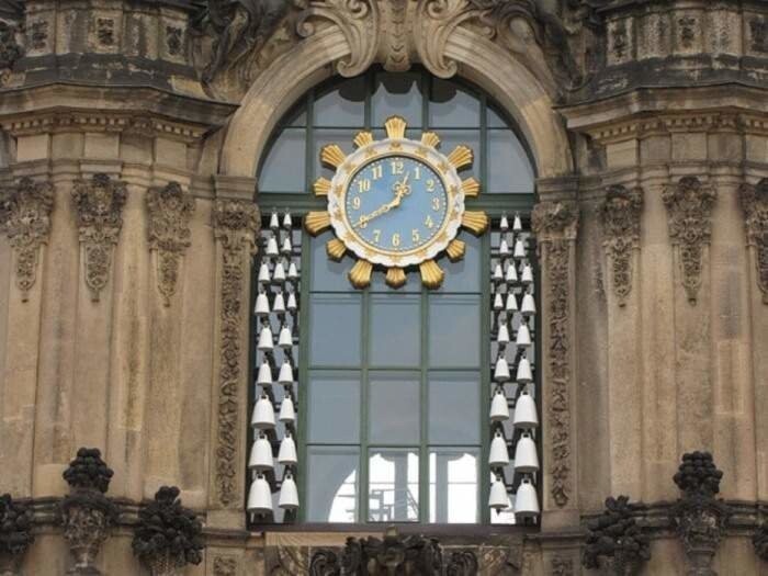 6. Часы Цвингера, Дрезден (Германия) 