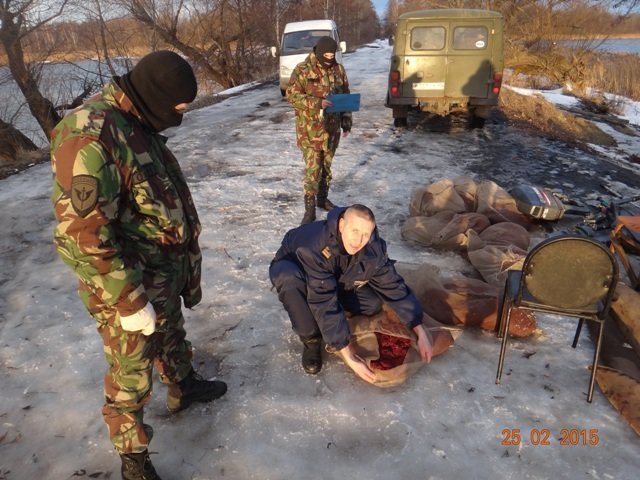 Рыболовам любителям и спортсменам запрещено добывыть мотыля