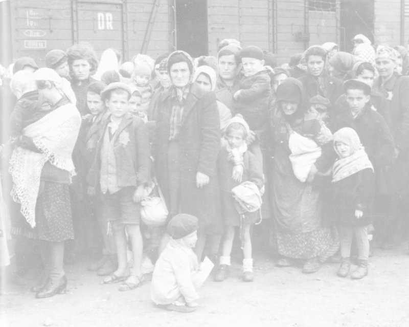 73 года назад советские войска освободили Освенцим