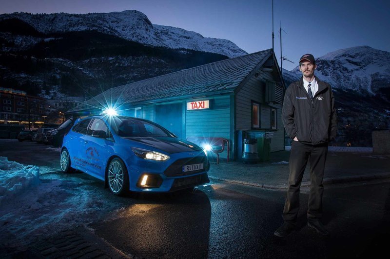 В Норвегии таксист возит клиентов на 350-сильном Ford Focus RS