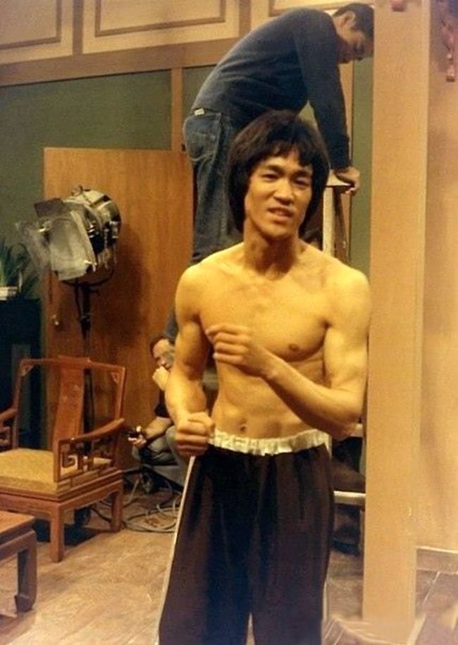 Брюс Ли на съемках фильма "Выход Дракона" 1973 год