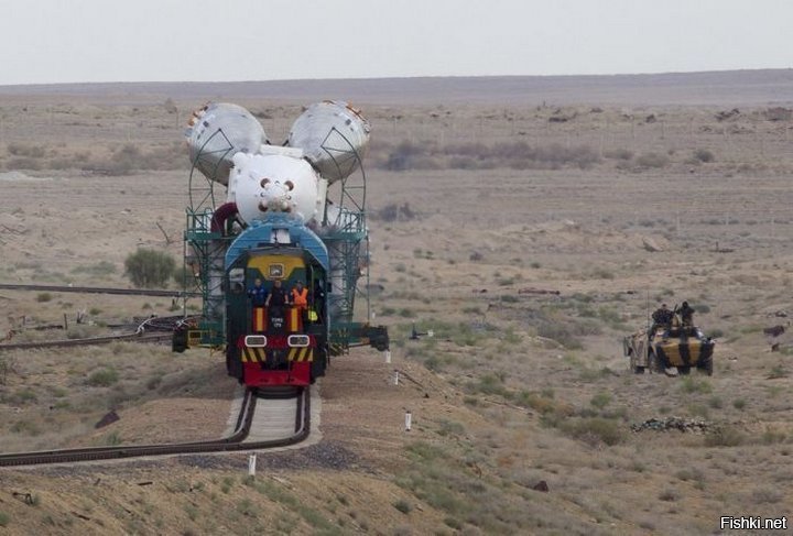 Транспортировка космического корабля «Союз ТМА-18М» на космодром Байконур