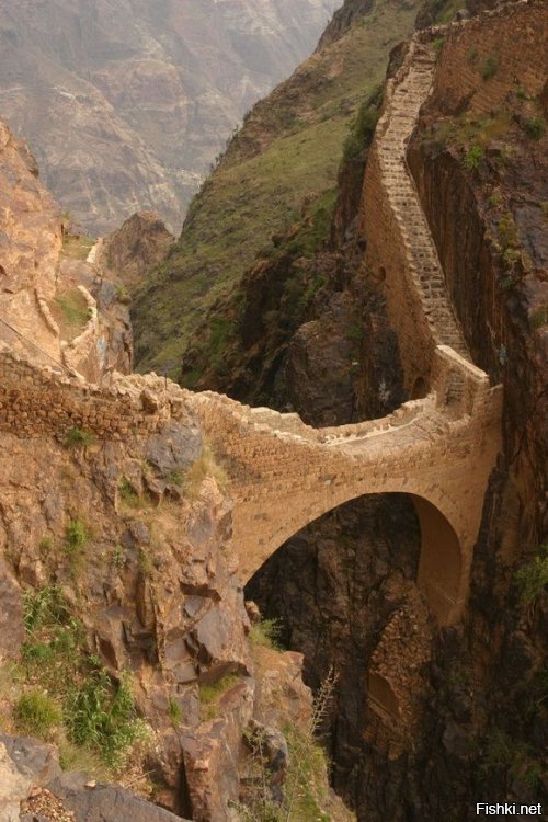 пешеходный мост Йемен 17век
