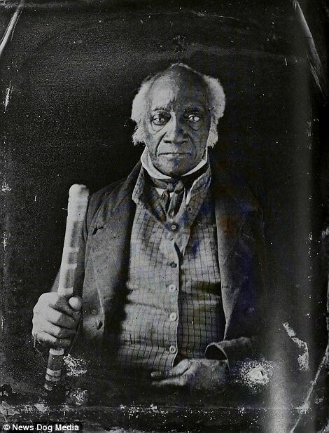 Последний раб штата Нью-Йорк - Цезарь, служил нескольким поколениям семьи Николл до своей смерти в 1852 году.