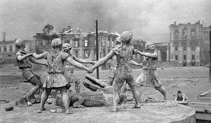 Сталинград: вновь забытый, статья "Junge Welt", Германия,(Sevim Dagdelen)