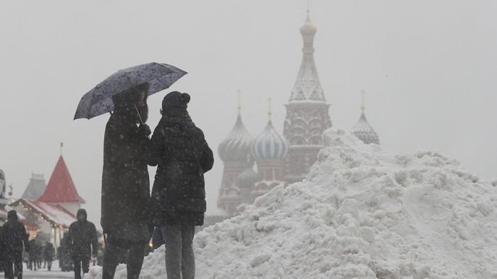В Москве выпало рекордное количество снега. Фоторепортаж