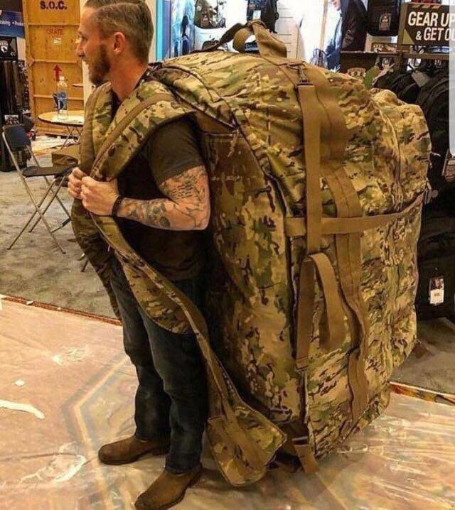 Вместительный рюкзак