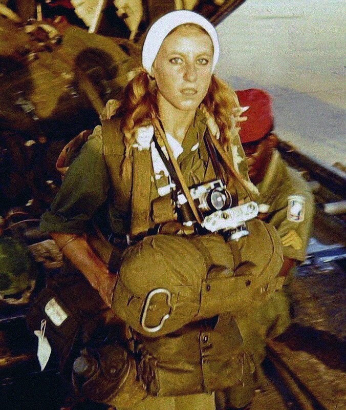Катрин Лерой,Vietnam War