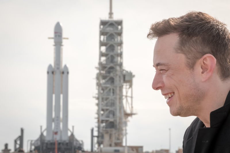 Пять вопросов и ответов относительно ракеты-носителя Falcon Heavy