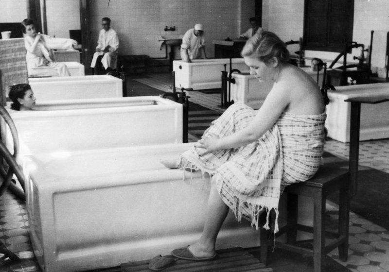 Сероводородные ванны — один из самых распространенным методов лечения в санаториях по всему СССР, включая и Кемери