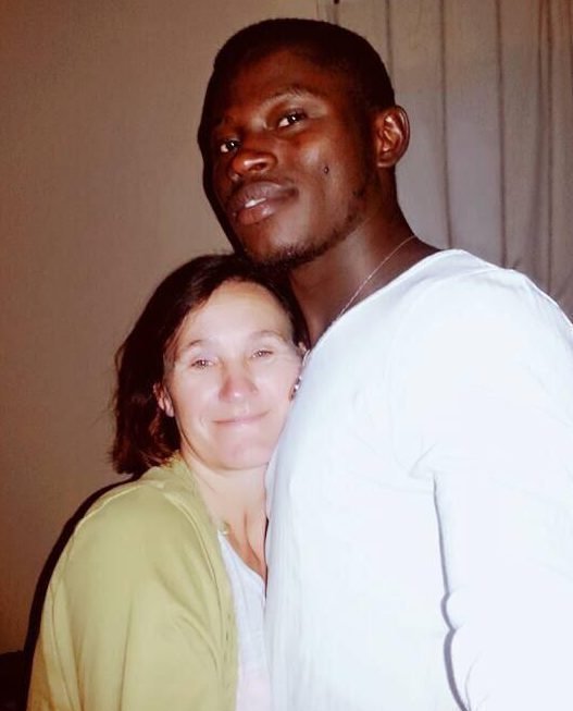 Мать девяти детей укатила в Африку за новой любовью
