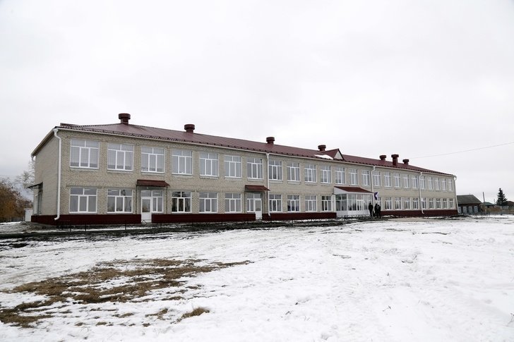 1. В Белозерском районе Курганской области открылась капитально отремонтированная школа