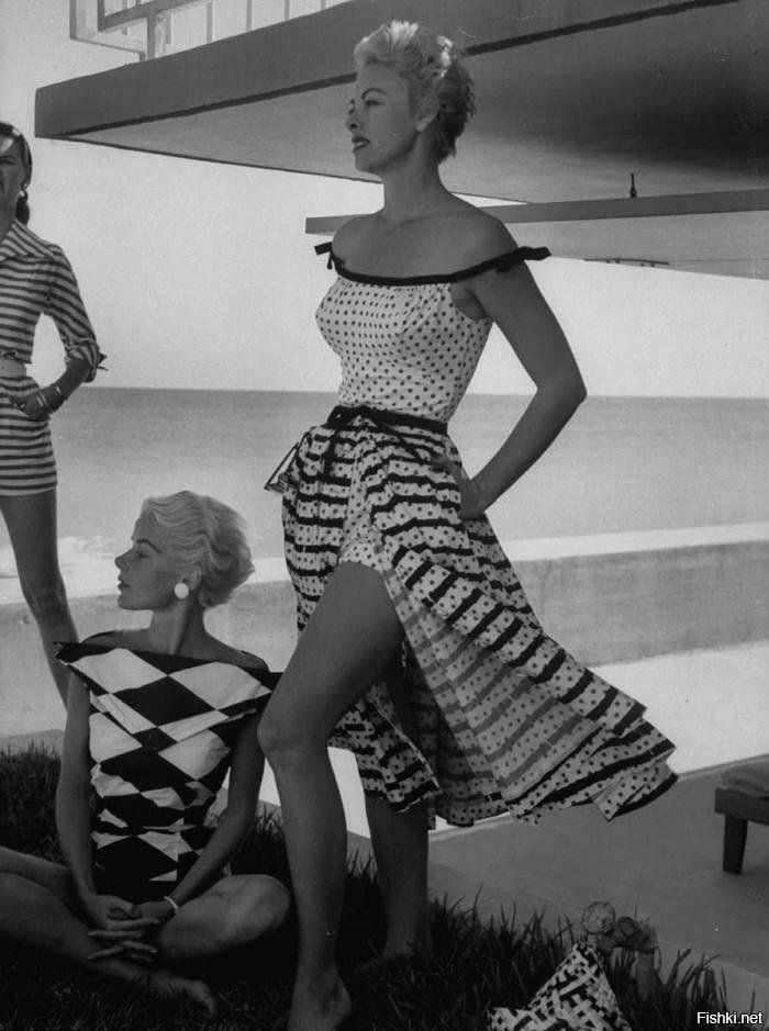 Модница из 1955 года, по моему, очень даже ничего