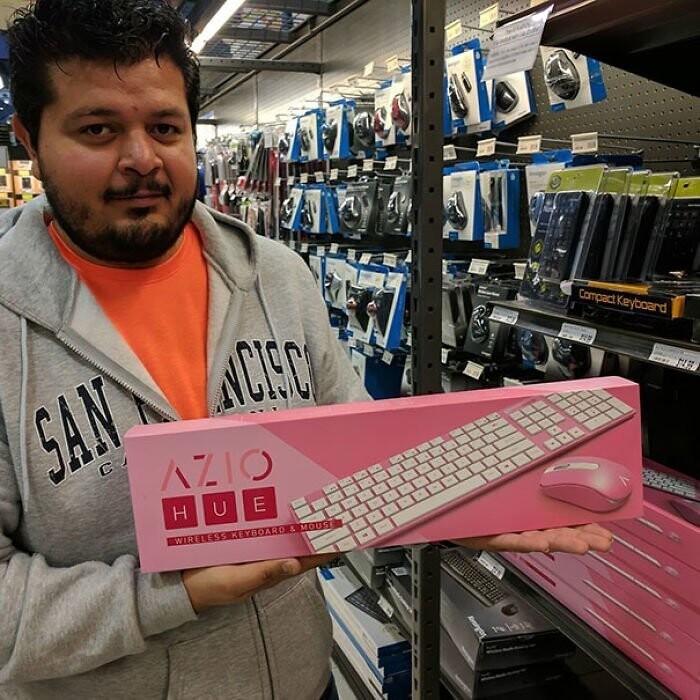 Без розовой клавиатуры тоже не обойтись