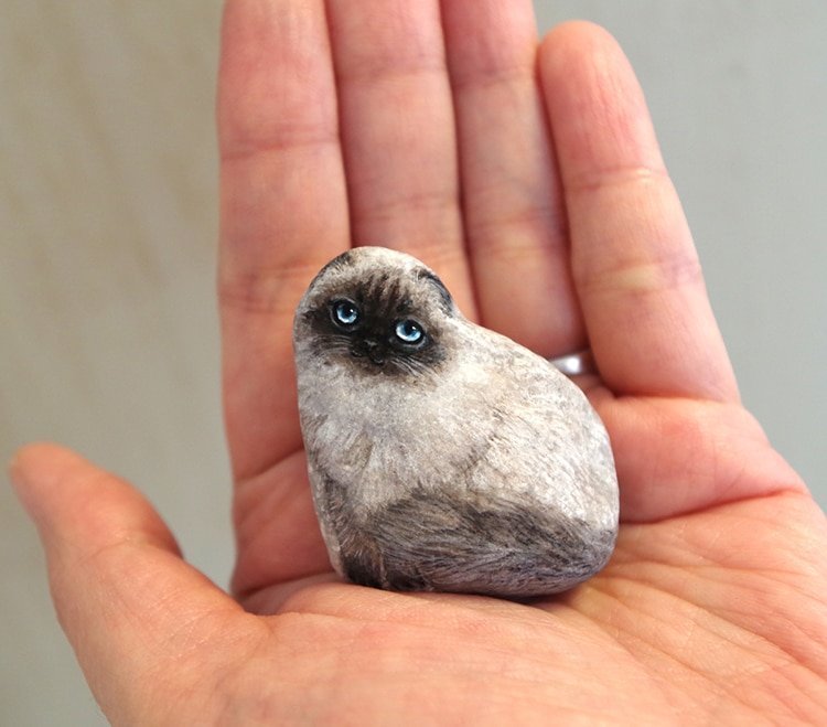 Это просто волшебство: Японка превращает камни в очаровательных животных