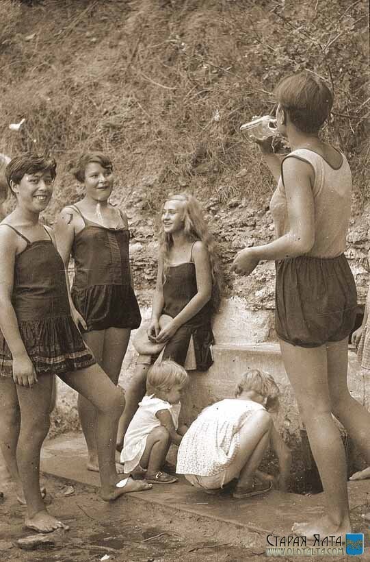 Ялта. На пляже. 1930 годы