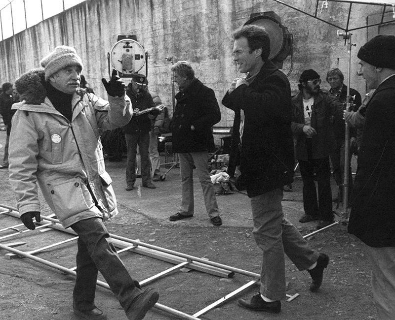 Дон Сигель и Клинт Иствуд на съемочной площадке Escape From Alcatraz  1979.
