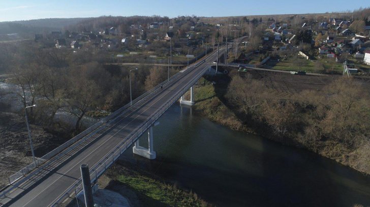 25. Реконструкция моста через реку Осетр завершена в Московской области