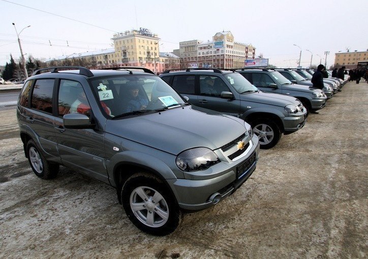 41. 25 служебных машин получили медицинские учреждения Алтайского края