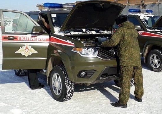 26. 20 автомобилей УАЗ переданы военной полиции ВВО