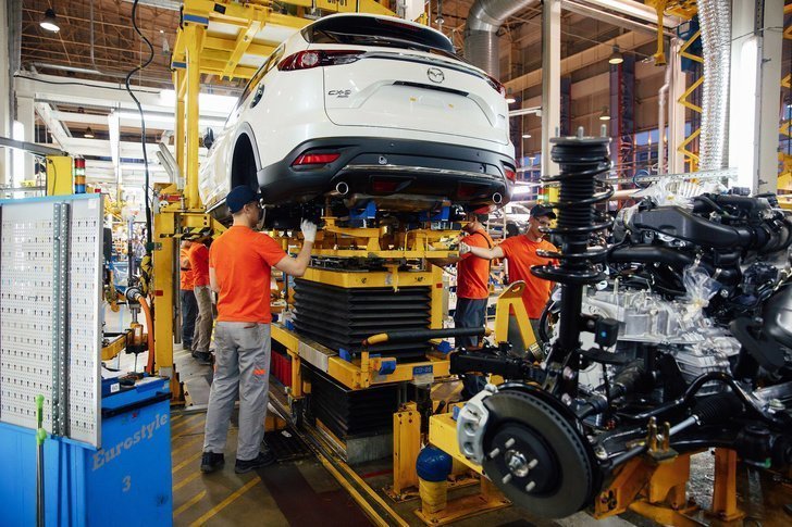 11. Во Владивостоке началось серийное производство кроссовера Mazda CX-9
