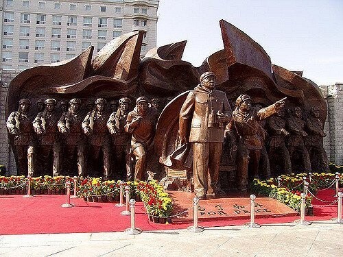 Памятник бойцам КНД в Даньдуне (Китай)