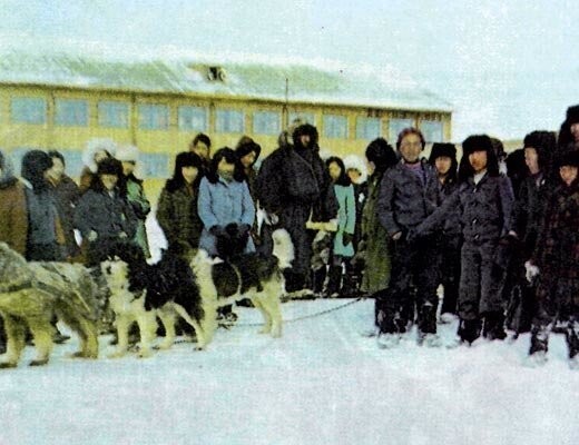 1983 Уэлен-Мурманск на собаках. Фантастическое путешествие вдоль берега Северного-Ледовитого океана