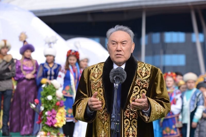 Казахстан. Главный государственный язык -казахский