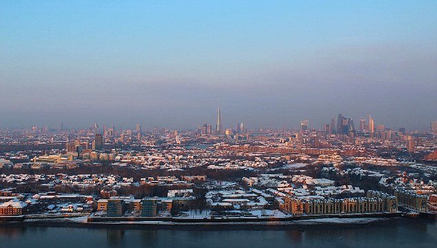 Таймлапс-видео: как Лондон за 24 часа принакрыло снегом