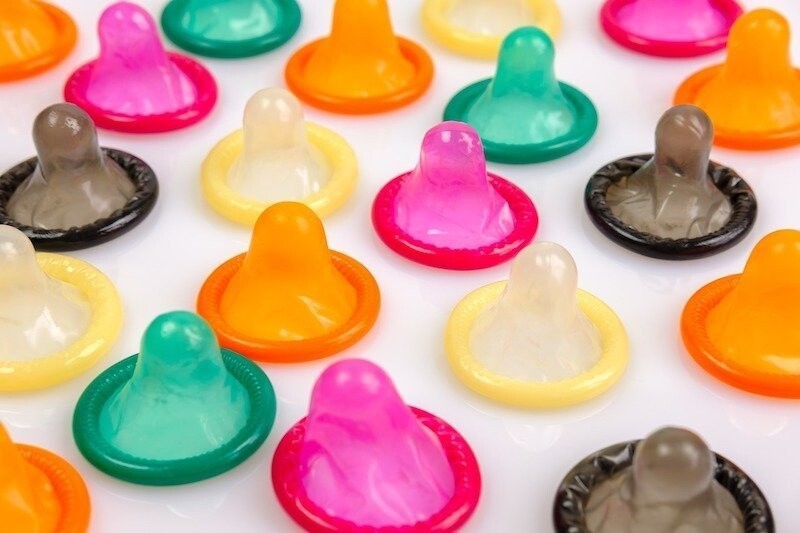Африканцы пожаловались, что китайские презервативы слишком маленькие