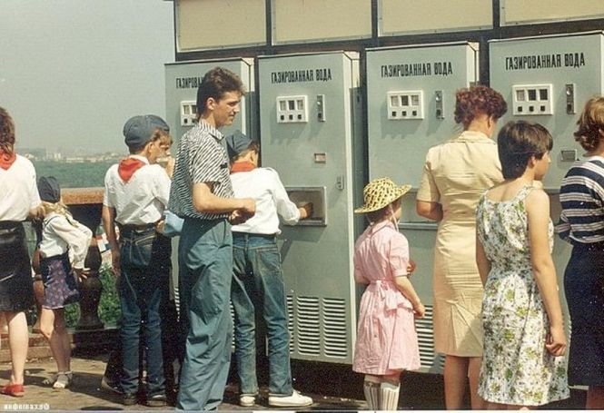 Автоматические удовлетворители: как придумали торговые автоматы в СССР