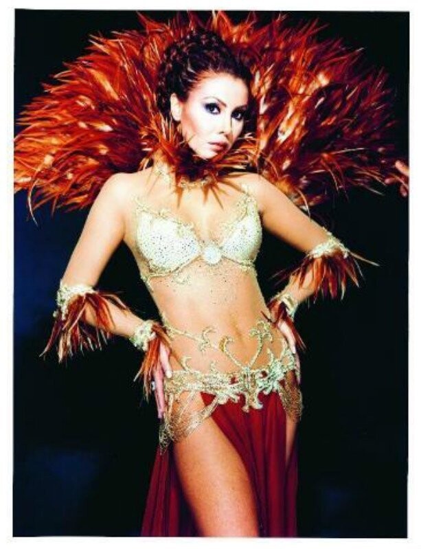 Популярная турецкая танцовщица – Сибель Барис