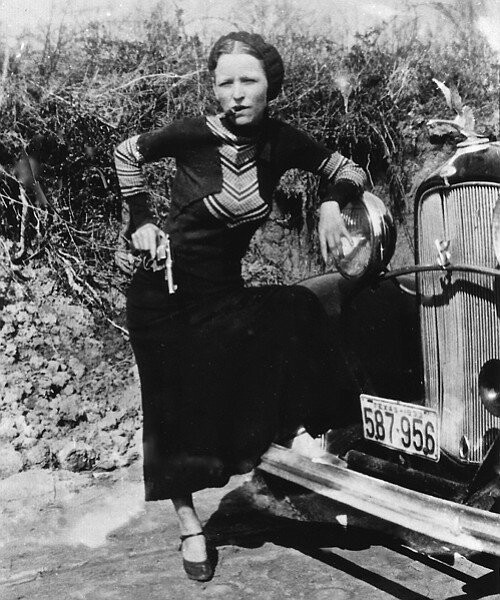 В 1934 году пара попала в засаду на дороге