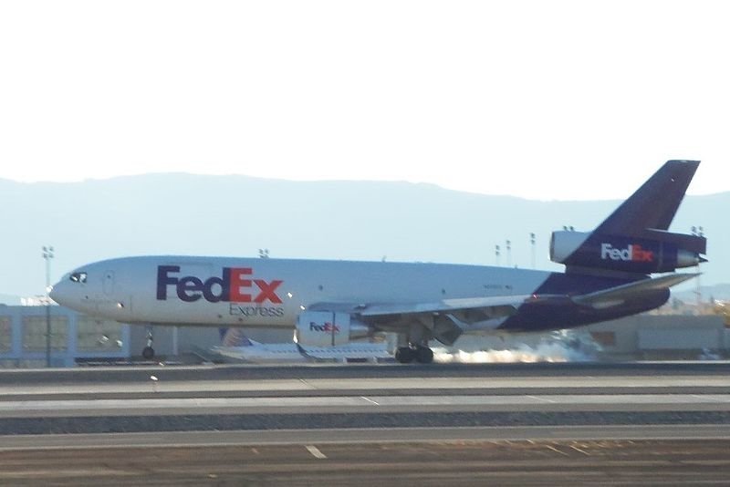 Рейс FedEx 795 — авиакатастрофа за страховку