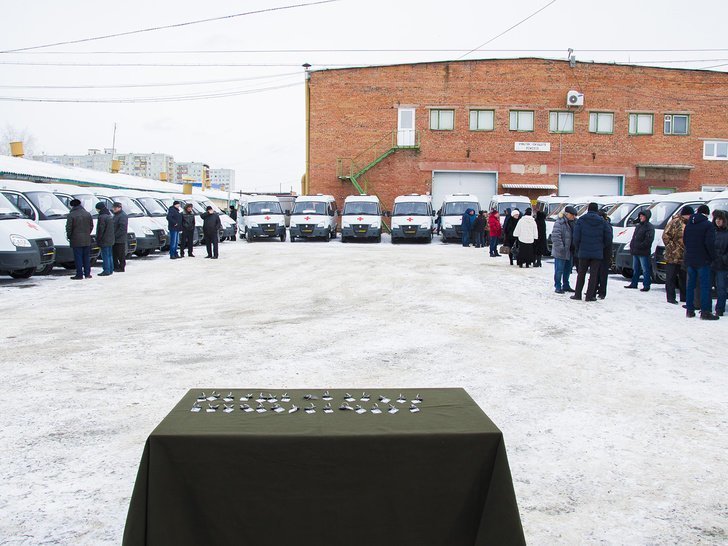 71. 28 автомобилей для перевозки нуждающихся в гемодиализе получила Омская область