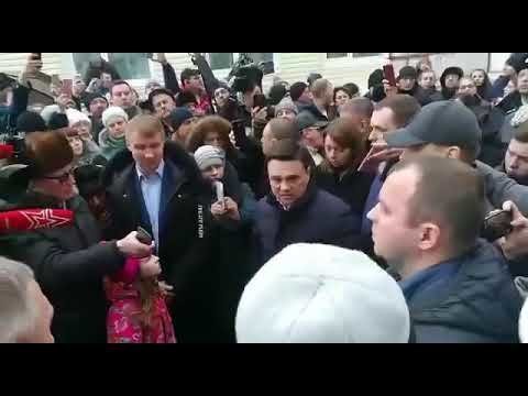 Жуткое видео с девочкой, угрожающей губернатору Подмосковья 