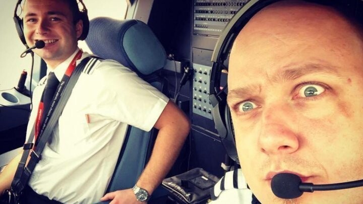 Пилоты баловались SnapChat за штурвалом во время полёта