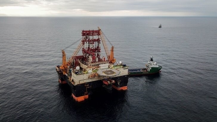 «Роснефть» завершила бурение первой разведочной скважины на шельфе Черного моря
