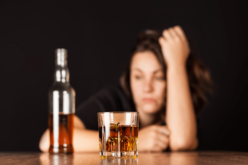 Алкоголь мешает нейронам «общаться»
