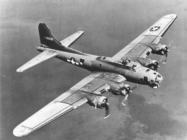 Летающие гиганты: Convair B-36 - грозный десятимоторный "миротворец"