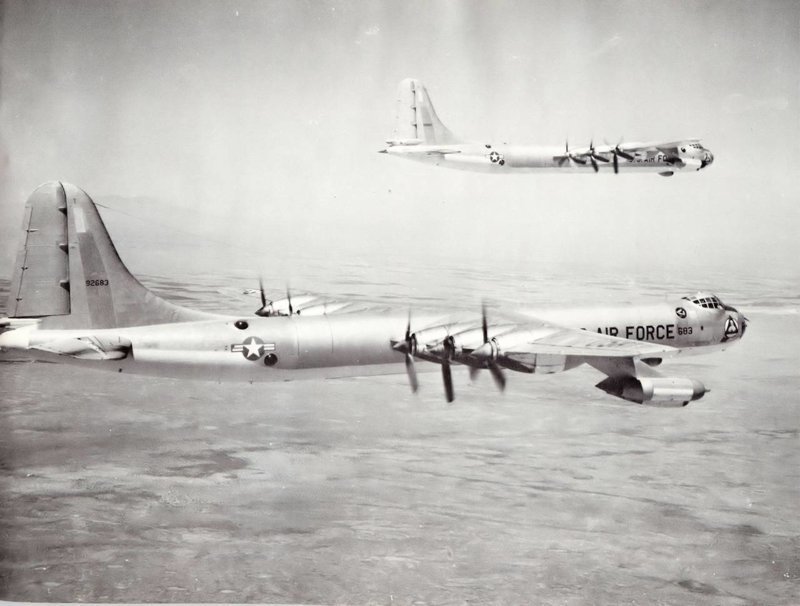 Летающие гиганты: Convair B-36 - грозный десятимоторный "миротворец"