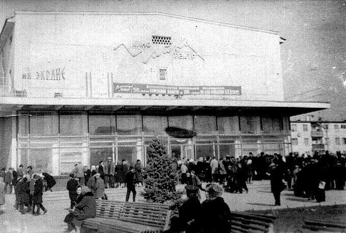 Политические коментарии соцсетей - 434