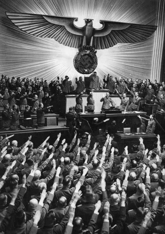 37. Гитлер объявляет войну США, 11 декабря 1941 г.