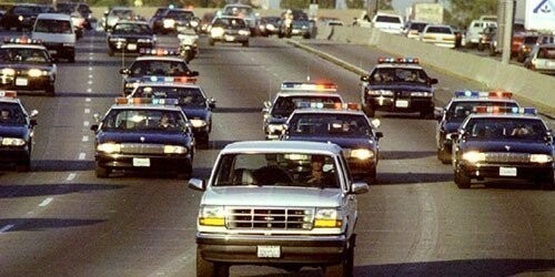 22. О. Джей Симпсон убегает от полиции, 17 июня 1994 г.