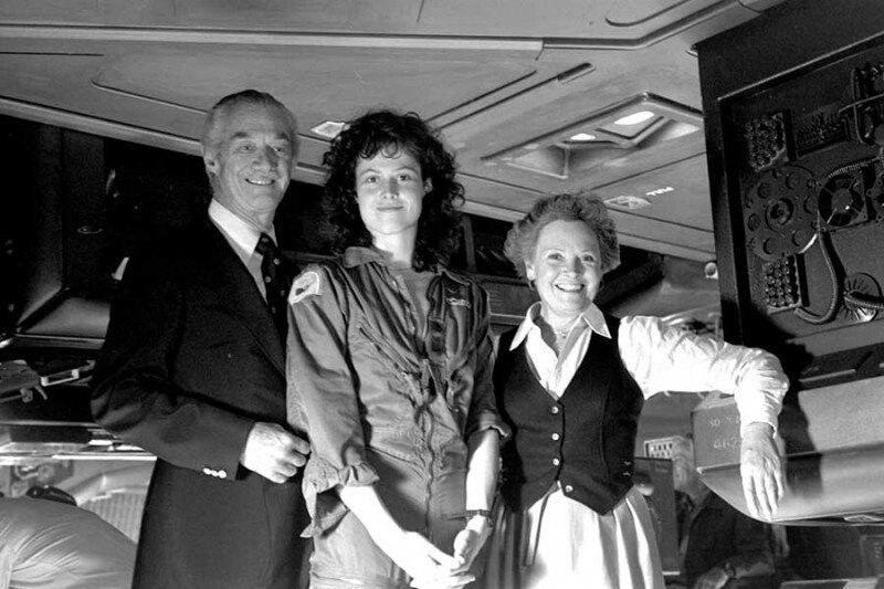 Сигурни Уивер с родителями на съемках фильма "Чужой", 1979 год.