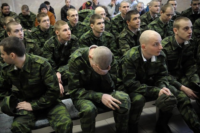 В Российскую армию весной призовут ранее не попавших туда по состоянию здоровья