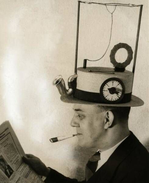 Радио в шляпе, 1931 